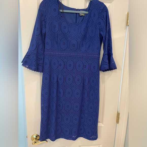 Dresses & Skirts - Electric blue fitted dress with lace trim